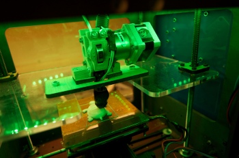 A 3D printer in action. (Credit: Keith Kissel, released under CC BY 2.0, via Flickr)